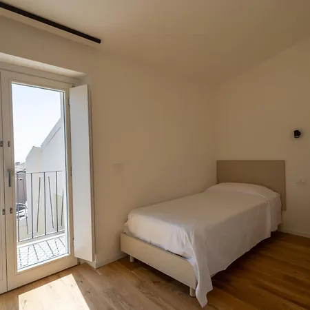 شقة فندقية Palazzo Partenope 8 *