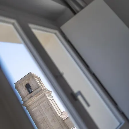 شقة فندقية Palazzo Partenope 8 *